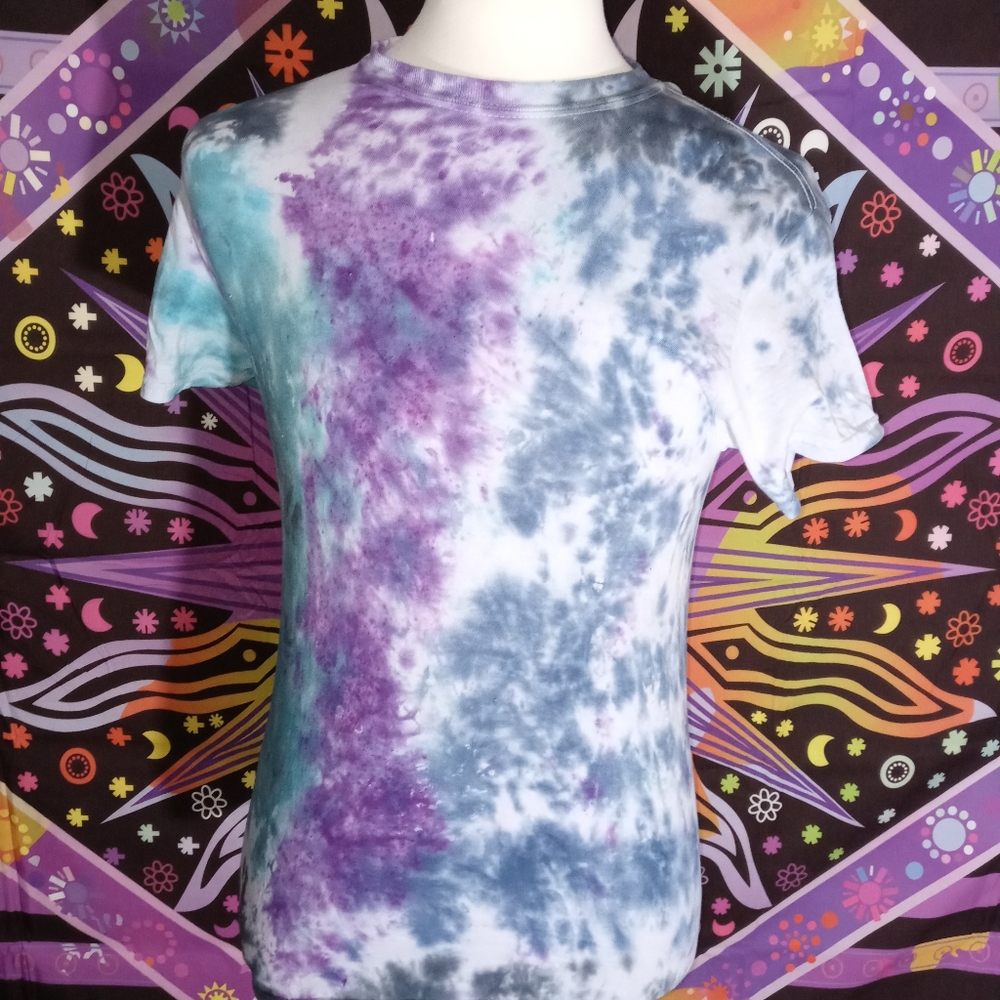 New Gildan Tie-Dye Made With Good Vibes By Me!